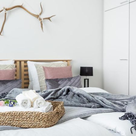 Arctic Aurora City Suite Рованіемі Екстер'єр фото